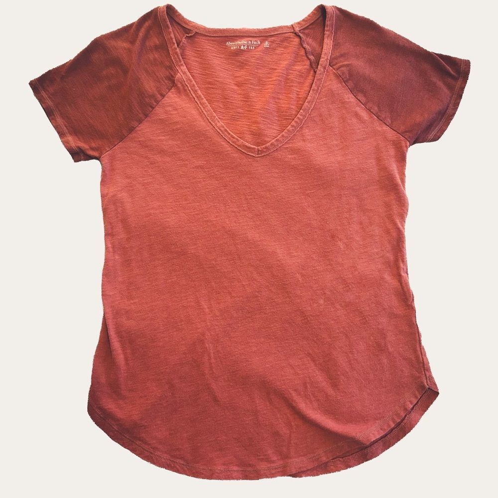 Abercrombie and Fitch Women's Rust Pink V-Neck Top Soft A&F Tee Small S